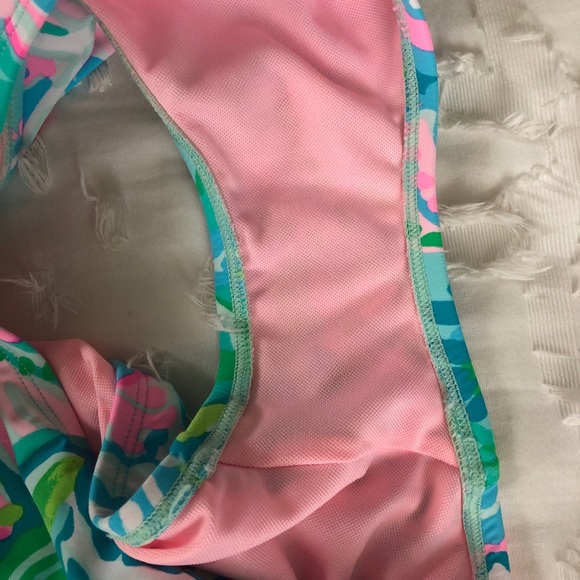 Trade - Picture 3 of 6